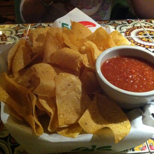 Photo taken at Chili&#39;s Grill &amp; Bar by Robert G. on 3/8/2012
