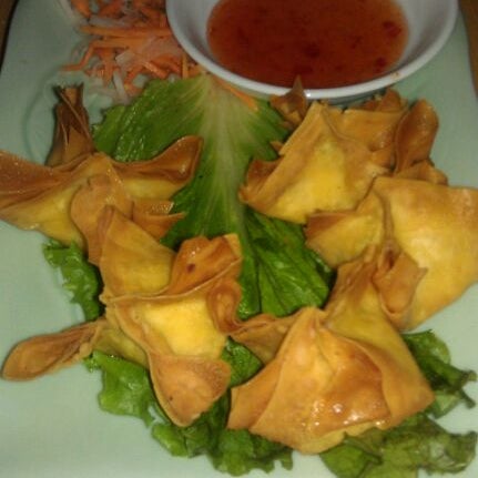 Photo taken at Com Dunwoody Vietnamese Grill by Nikki on 1/21/2012