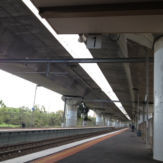 Macaulay Station 393 ziyaretçidan 3 tavsiye