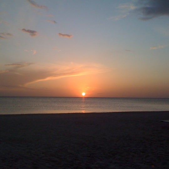 10/7/2011 tarihinde Heath W.ziyaretçi tarafından Beach Bistro'de çekilen fotoğraf