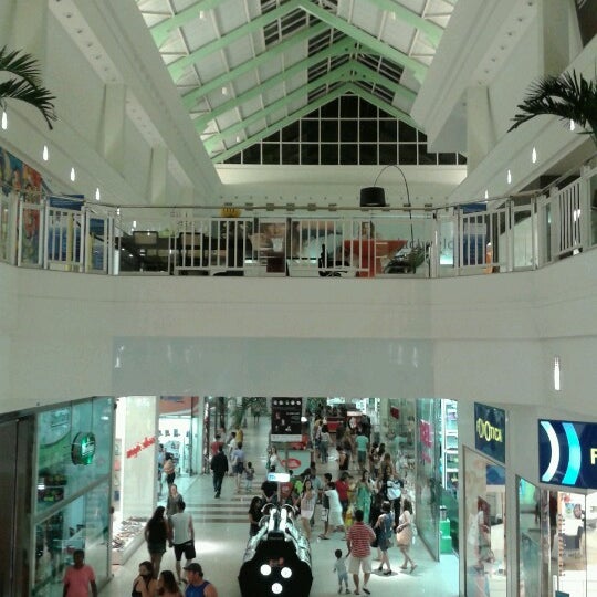 Photo taken at Salvador Norte Shopping by Kaeh F. on 9/2/2012