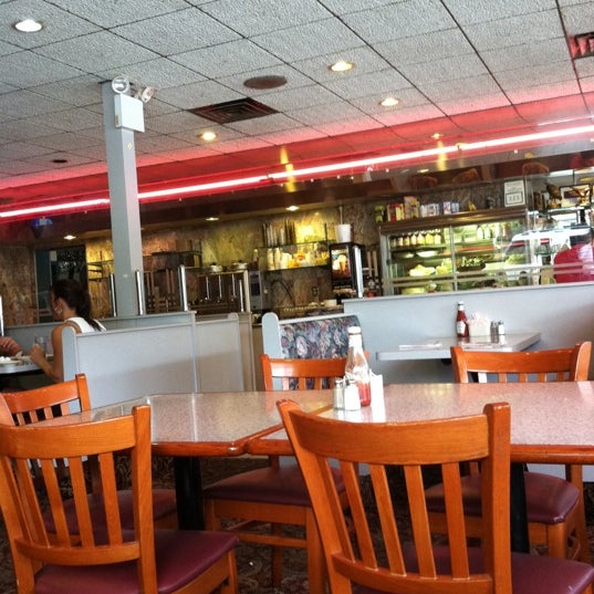 Golden Eagle Diner - Morris Park - 10 Tips Golden Eagle Diner - Morris Park - 10 Tips