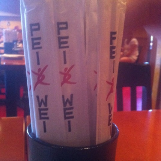 Photo taken at Pei Wei by Rozhin I. on 5/8/2011
