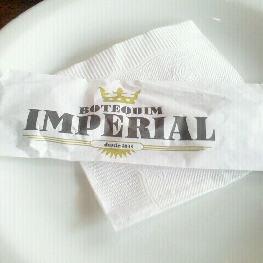 Снимок сделан в Botequim Imperial пользователем Rodrigo M. 12/30/2011