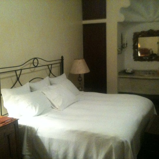 Das Foto wurde bei Villa Ganz Hotel von J A S. am 2/3/2012 aufgenommen