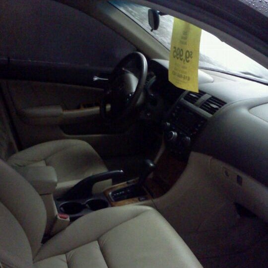 Dave's Greenlight Autos Sale Inc Bina