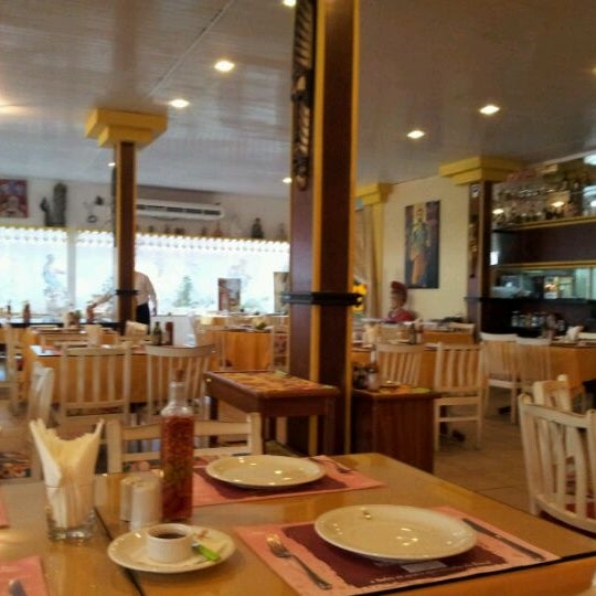 6/10/2012 tarihinde Ian J.ziyaretçi tarafından Restaurante Maracangalha'de çekilen fotoğraf