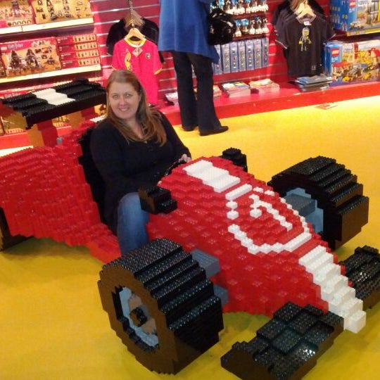 11/30/2011 tarihinde Mike C.ziyaretçi tarafından Legoland Discovery Centre'de çekilen fotoğraf