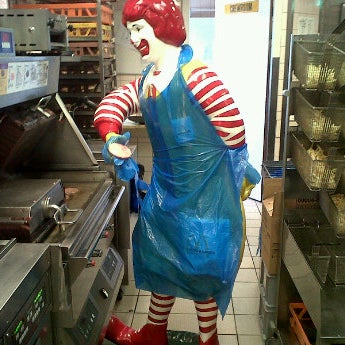 Das Foto wurde bei McDonald&#39;s von Timo B. am 8/27/2011 aufgenommen