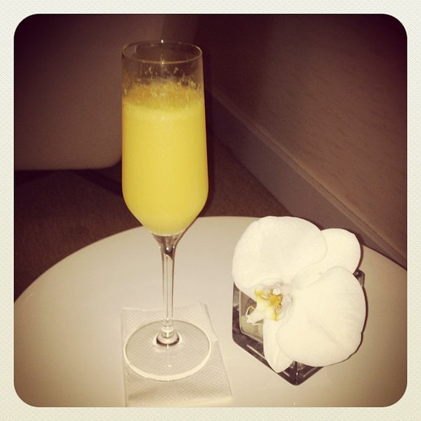 Photo taken at InterContinental San Francisco Spa by Mike G. on 7/4/2012