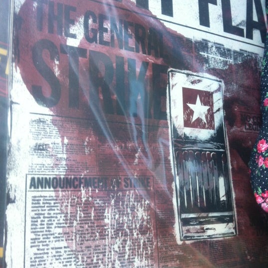 4/30/2012にSeaira K.がAtlantic Sounds Recordsで撮った写真