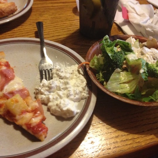 8/15/2012にAmanda S.がPartner&#39;s II Pizzaで撮った写真