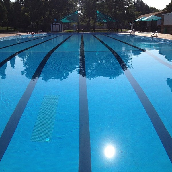 rocky ledge pool white plains