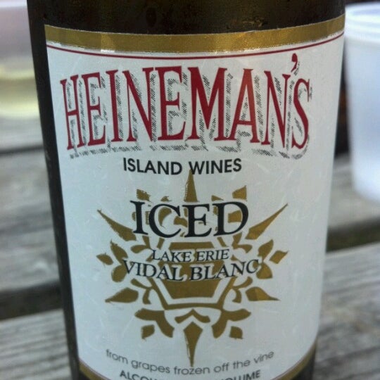 8/19/2012にJen M.がHeineman&#39;s Wineryで撮った写真