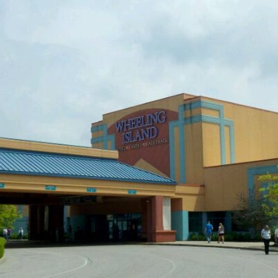 Photo taken at Wheeling Island Hotel-Casino-Racetrack by Joseph D. on 5/5/2012