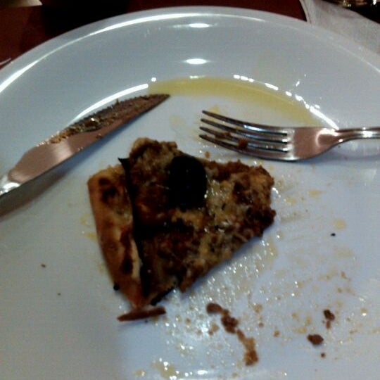 6/1/2012にCarlos T.がDe Vitis Pizzaで撮った写真
