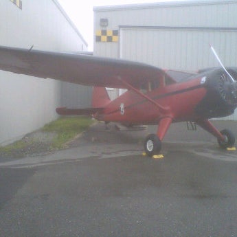 Das Foto wurde bei Alaska Aviation Museum von Leon S. am 7/7/2012 aufgenommen