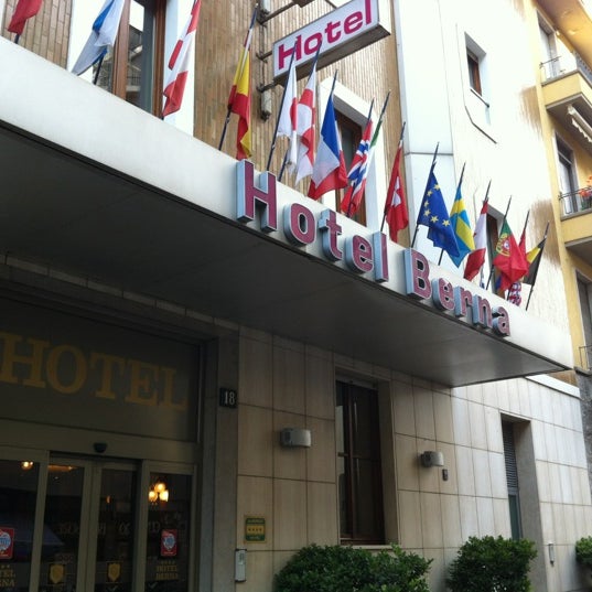 Foto tomada en Hotel Berna  por Zahlouth J. el 7/14/2012