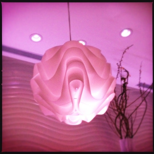 3/18/2012にCesar R.がSilhouette Restaurant &amp; Loungeで撮った写真
