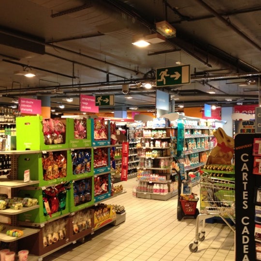 Carrefour Express - Grocery Store in Paris