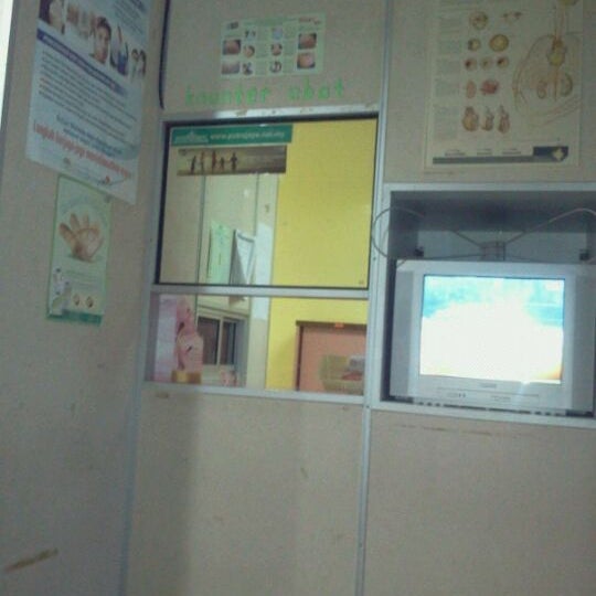 Klinik Adham Indahpura Light Rail Station In Kulaijaya