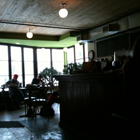 2/25/2012にNicolasがCafé des Boisで撮った写真
