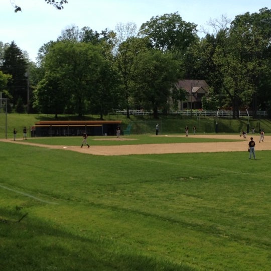 Devon Preparatory School 363 N Valley Rd