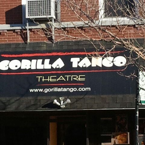 Снимок сделан в Gorilla Tango Theatre пользователем John J. 1/5/2012