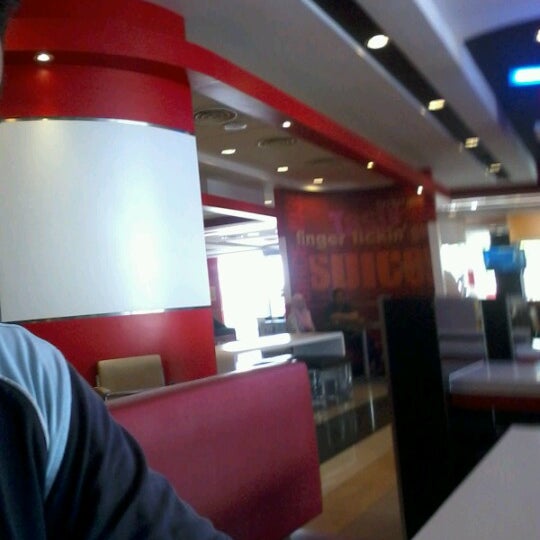 Kfc Pizza Hut Subang 2 Fast Food Restaurant