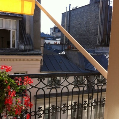 Das Foto wurde bei Hôtel Saint Petersbourg von Cristina am 8/29/2012 aufgenommen