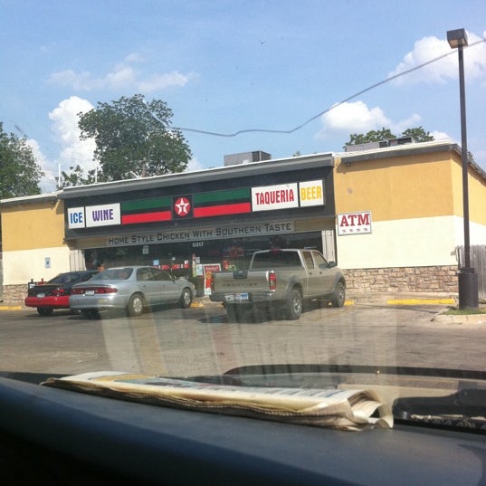 Texaco Fuel Station in Windsor Park