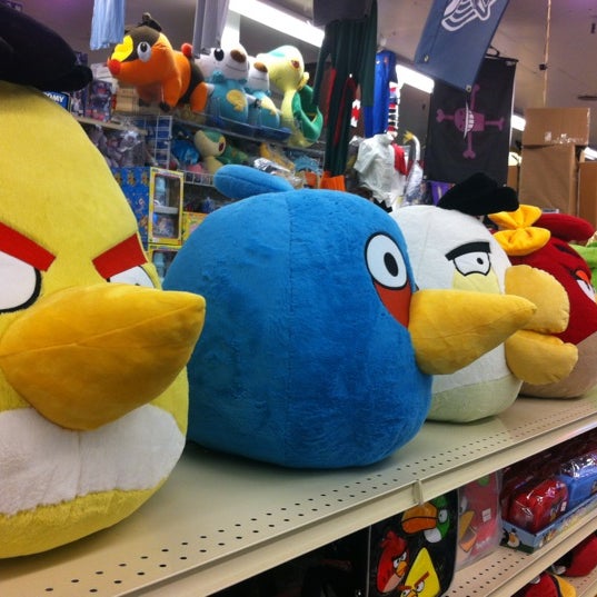 Photos at Toys"R"Us (Now Closed) Toy / Game Store in Kaimuki