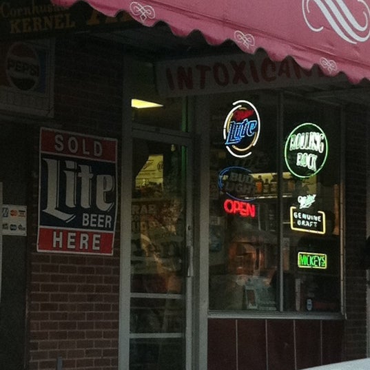 Genos Eleventh G Liquor Store Everett Lincoln, NE