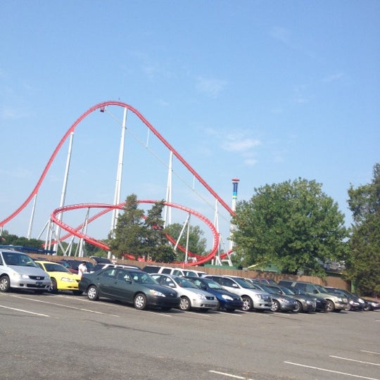 Carowinds Parking Lot Parking in Charlotte