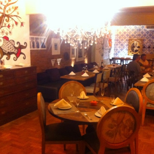 Foto tirada no(a) Trindade Restaurante - A cozinha do Brasil por Gabriel A. em 2/10/2012