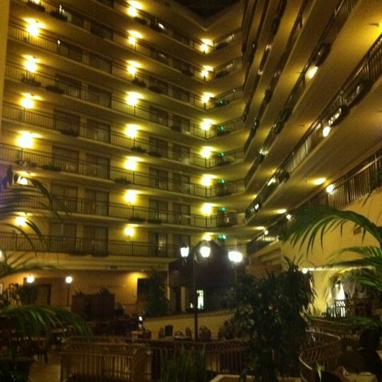 Photo taken at Embassy Suites by Hilton by Leigh N. on 8/26/2011