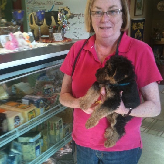 Town Clock Cheese Shoppe 2 tips