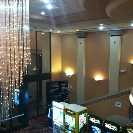 Photos at Regency Towngate 8 Moreno Valley, CA