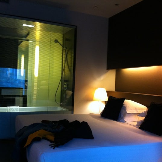 Photo taken at Hotel Soho by Siying C. on 12/2/2011