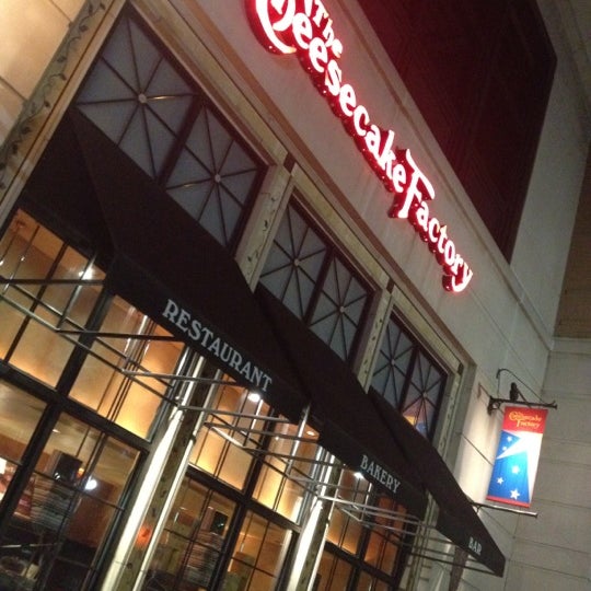 The Cheesecake Factory Downtown Providence 5355 ziyaretçidan 57 tavsiye