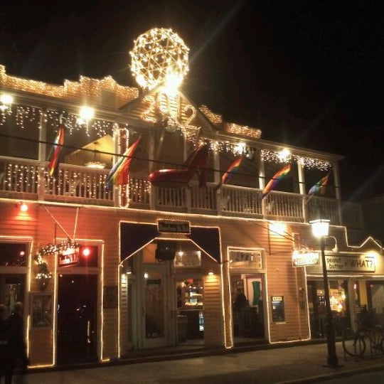 Gay bar bourbon st