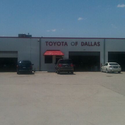 8/4/2011 tarihinde Christopher K.ziyaretçi tarafından Toyota of Dallas'de çekilen fotoğraf