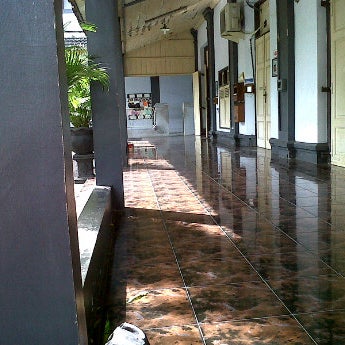 Photo taken at SMA Negeri 3 Semarang by Ardy A. on 1/28/2012