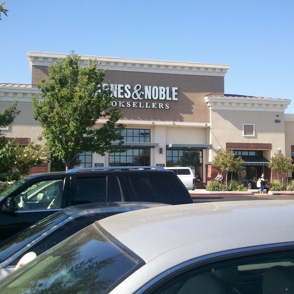 Barnes Noble Promenade At Natomas Sacramento Ca