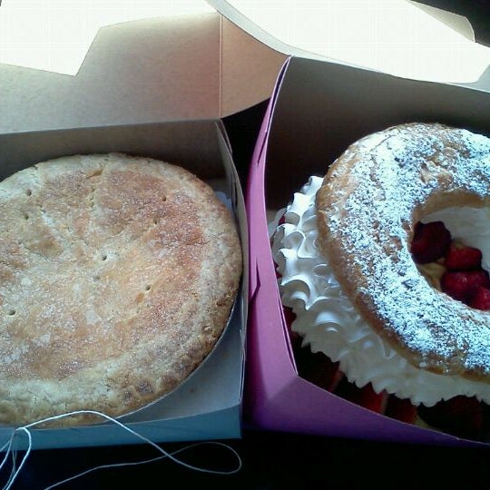 Photo taken at Peters&#39; Bakery by Grisel V. on 5/10/2012