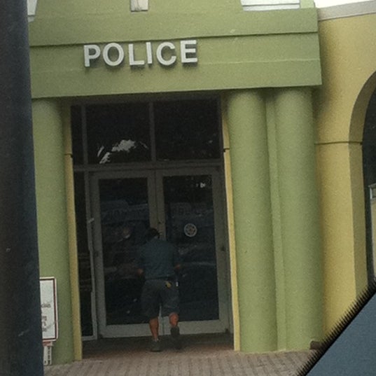 Boynton Beach Police Dept. 100 E Boynton Beach Blvd