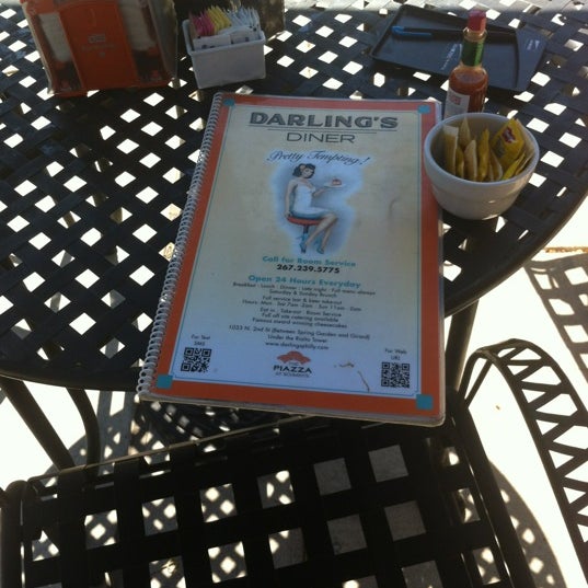 6/16/2012にMeek 💓 R.がDarling&#39;s Dinerで撮った写真
