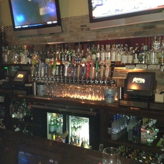 At Laurel Tavern Watching Former Packer >> Rocco S Tavern Studio City Studio City Ca At Laurel Tavern Watching Former Packer >> Rocco S Tavern Studio City Studio City Ca