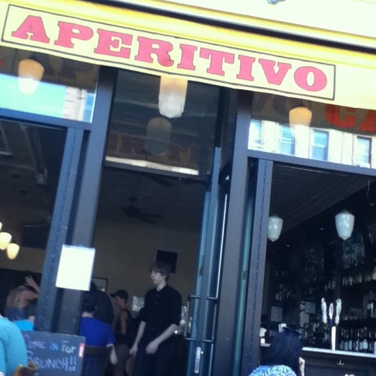 10/9/2011 tarihinde Merry P.ziyaretçi tarafından Aperitivo'de çekilen fotoğraf