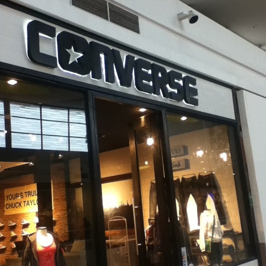 converse plaza oeste